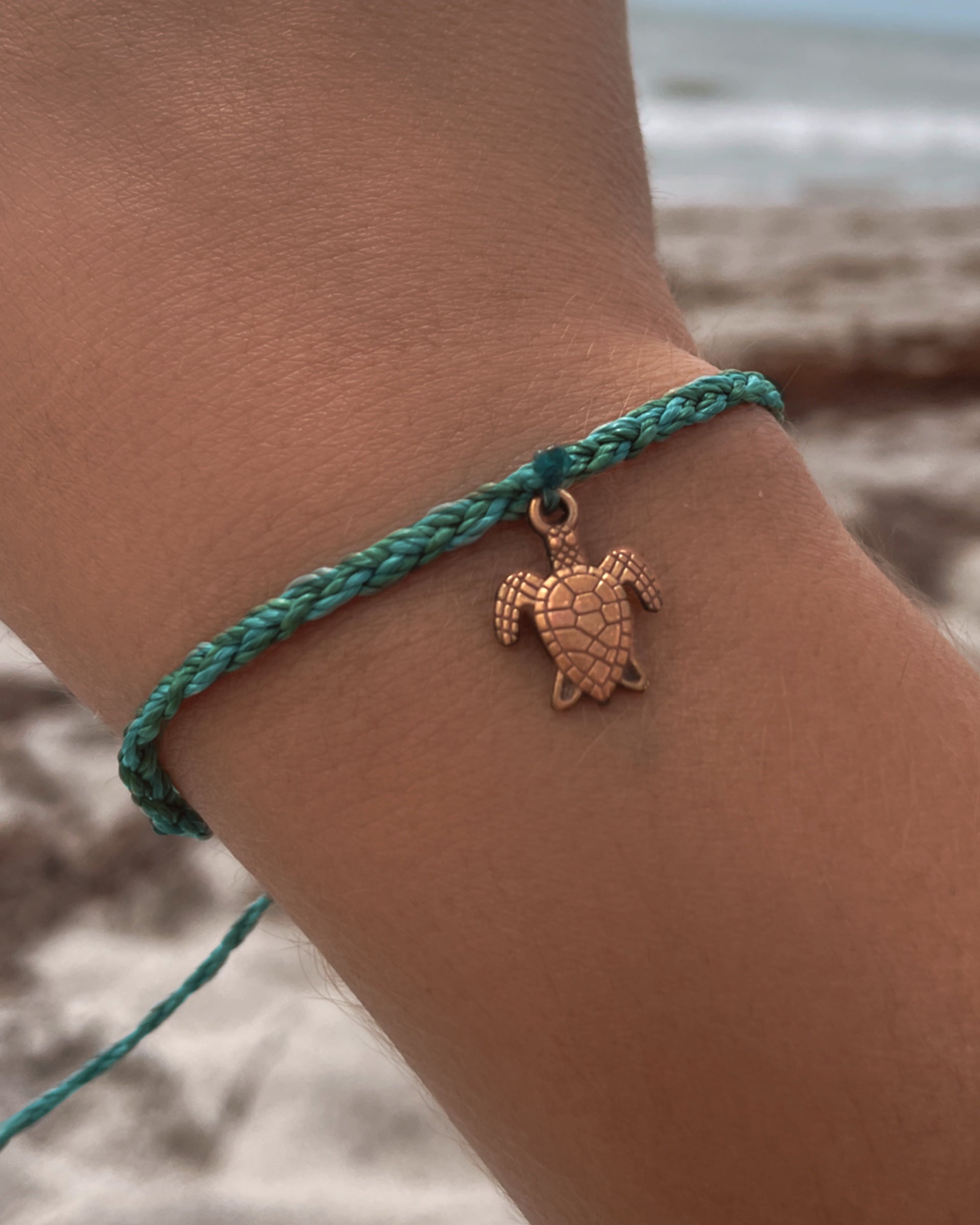 Bracelet with shop turtle charm